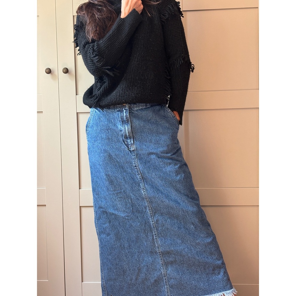 Jones Jeans Women 8 Denim Maxi Skirt Medium Wash Frayed Hem 90s Western Retro
